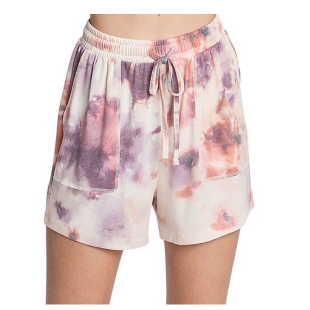 Tie Dye Print 2 Piece shorts and top lounge set - Picture 6 of 8